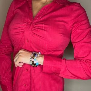 NWT Women's Red w/ Shimmer Pinstriped Button-Up Stretchy Blouse